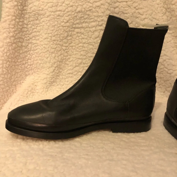 Vince Black Ankle Boots - Picture 5 of 11